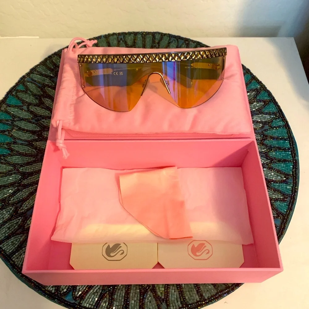 🩵 Swarovski 30X Crystal Embellished Gradient Shield Sunglasses full inclusion - Picture 12 of 12